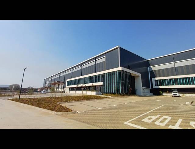 INDUSTRIAL PROPERTY TO RENT IN LOUWLARDIA